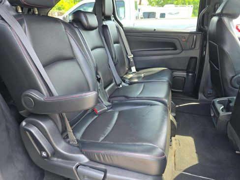 Used 2023 Honda Odyssey Sport image 13