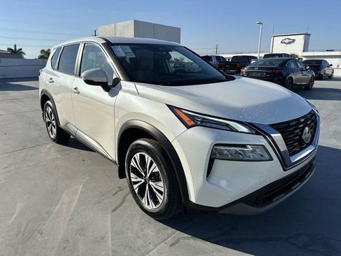 Used 2023 Nissan Rogue SV image 21