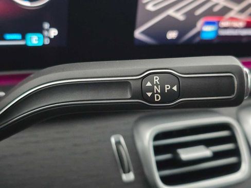 New 2026 Mercedes-Benz GLS 580 4MATIC image 28