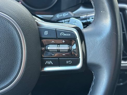 Used 2022 Kia Sorento S FWD image 31