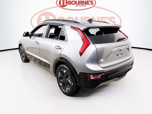 Used 2024 Kia Niro Wave image 10