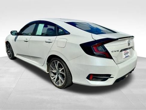 Used 2019 Honda Civic Sport image 6