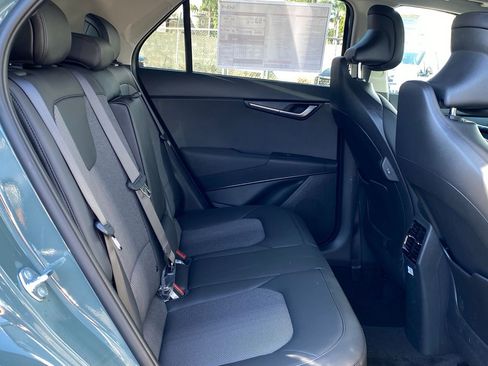 New 2026 Kia Niro EX image 21