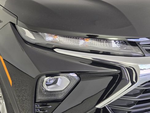 New 2026 Chevrolet TrailBlazer LS w/ LS Convenience Package FWD image 9