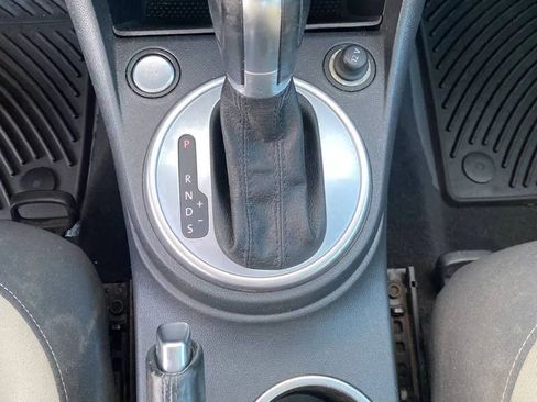 Used 2018 Volkswagen Beetle 2.0T Coast image 19