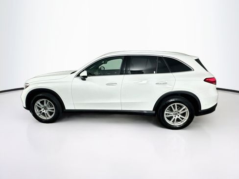 Used 2025 Mercedes-Benz GLC 300 image 4