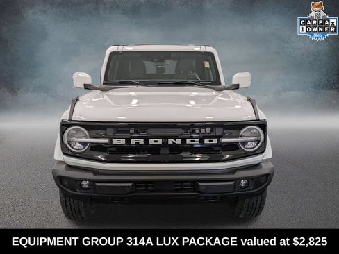 Used 2025 Ford Bronco Outer Banks AWD/4WD image 2