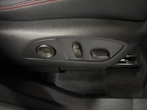 Used 2024 Chevrolet Traverse RS image 11