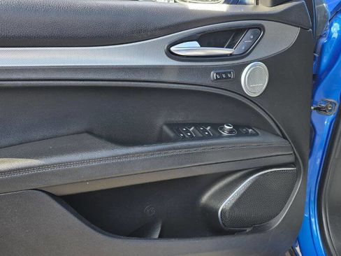 Used 2018 Alfa Romeo Stelvio Ti Sport image 12