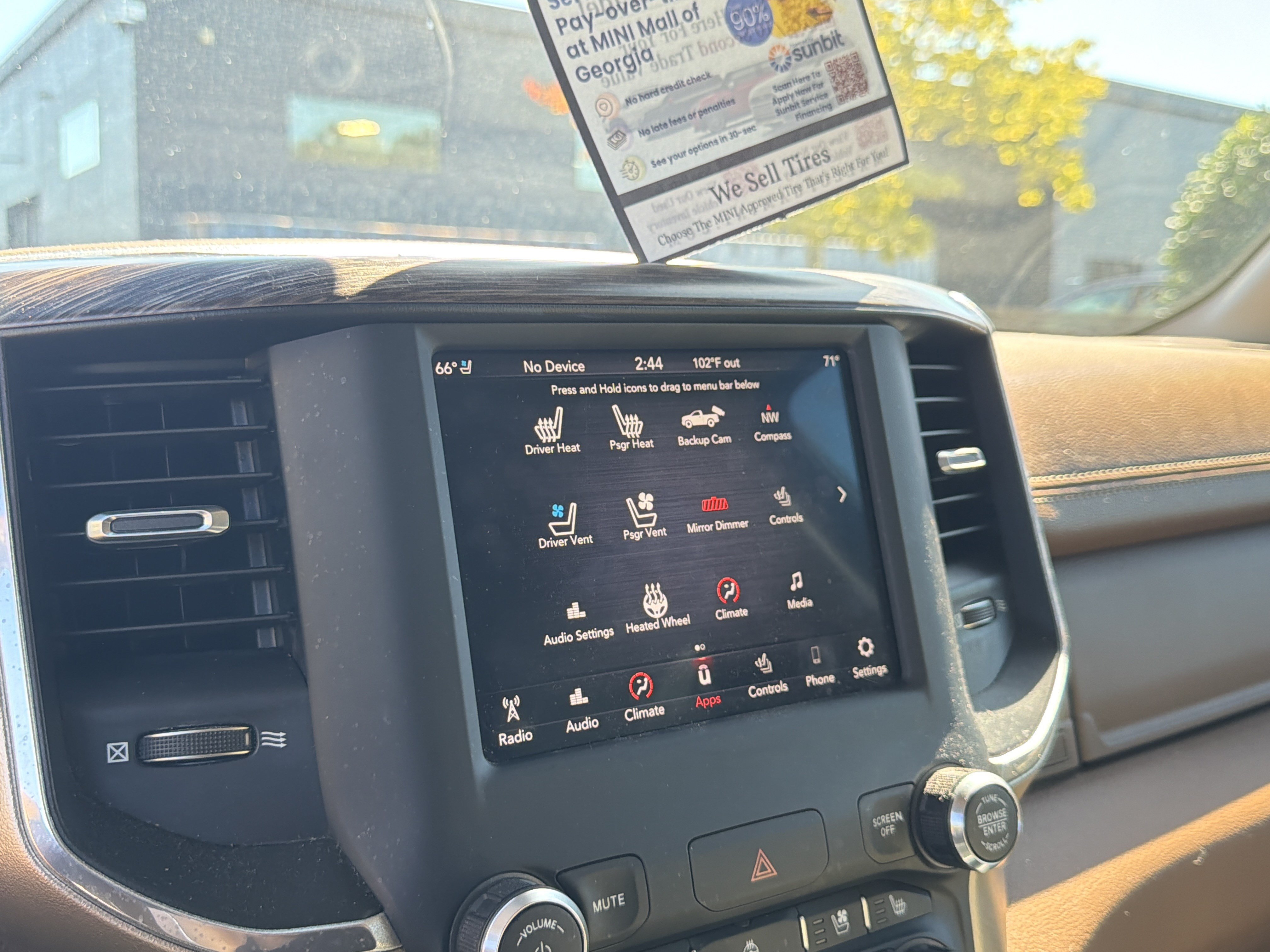Used 2019 RAM 1500 Laramie AWD/4WD image 24