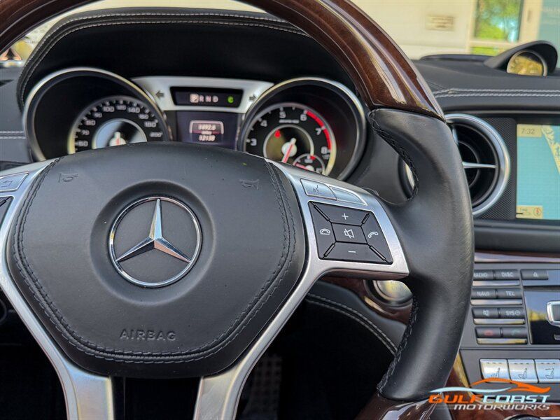 Used 2015 Mercedes-Benz SL 65 AMG image 29