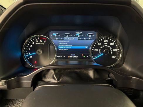 Used 2016 Ford F150 Platinum w/ Equipment Group 701A Luxury AWD/4WD image 22