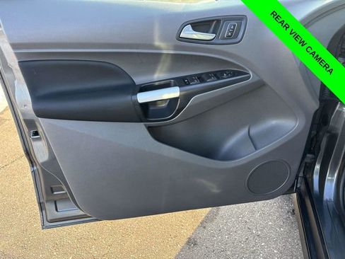 Used 2023 Ford Transit Connect XLT image 9