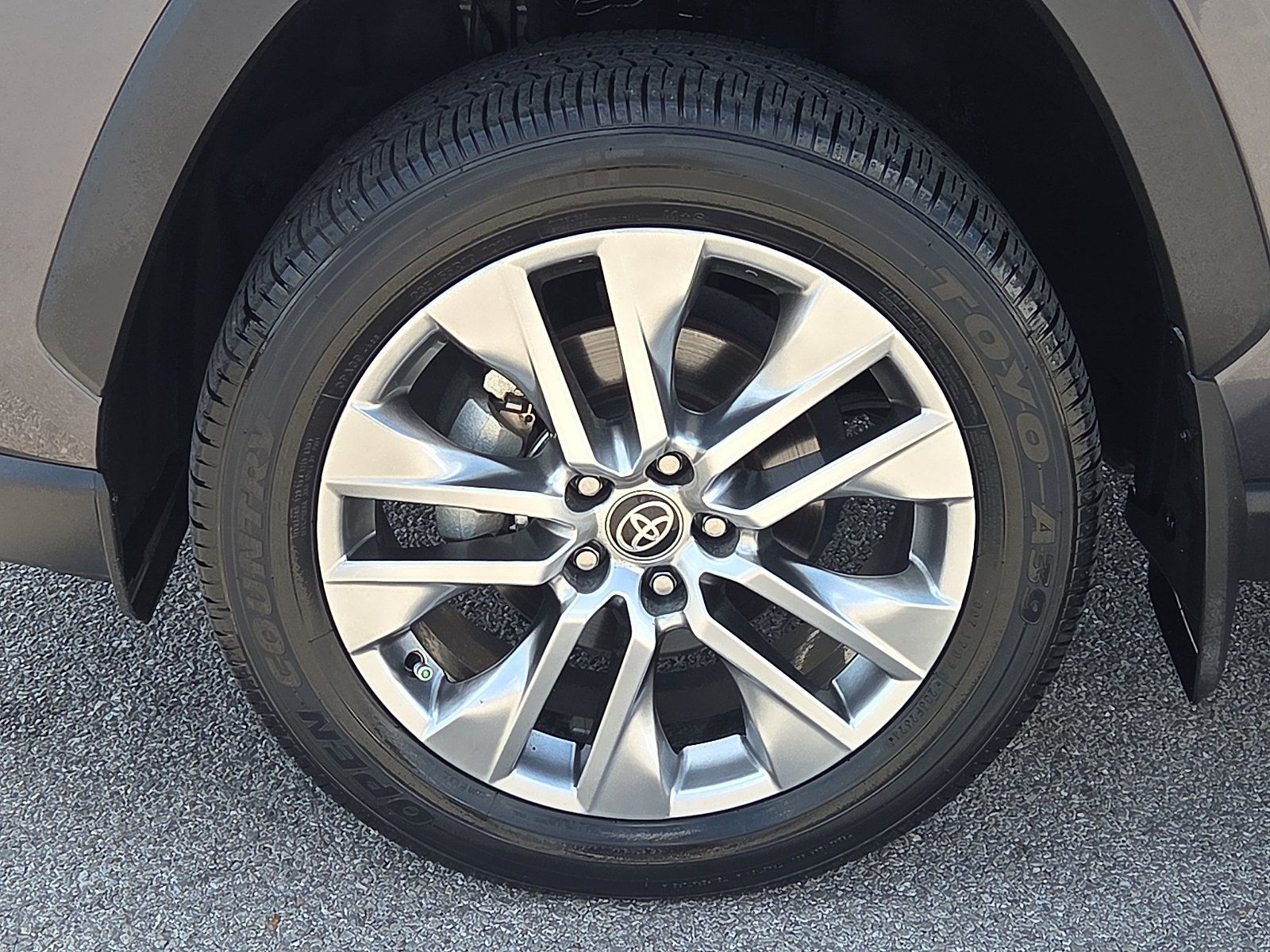 Used 2024 Toyota RAV4 Limited w/ Weather Package AWD/4WD image 7
