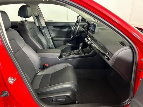 Used 2024 Honda Civic Touring image 27