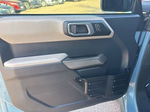 Used 2022 Ford Bronco Wildtrak AWD/4WD image 9