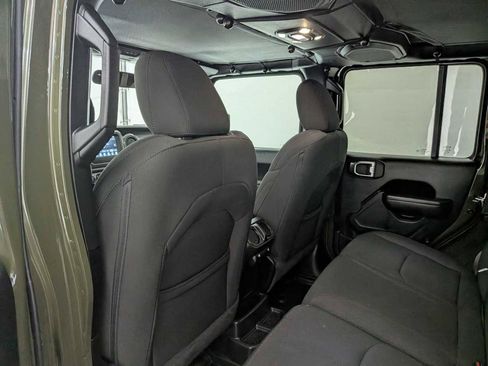 Used 2023 Jeep Wrangler Unlimited image 20