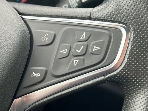 Used 2025 Chevrolet Malibu LT FWD image 19