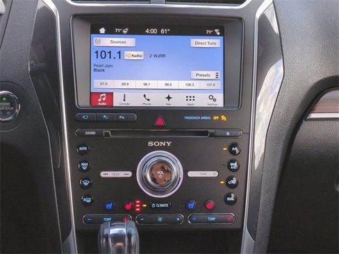 Used 2017 Ford Explorer Limited w/ Equipment Group 301A image 18