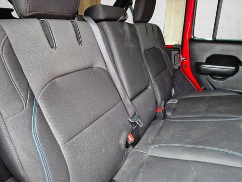 Used 2023 Jeep Wrangler Unlimited Rubicon 4xe w/ Cold Weather Group AWD/4WD image 23