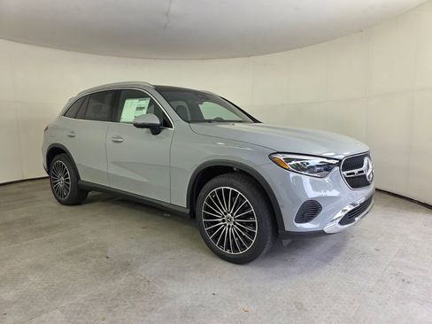 New 2026 Mercedes-Benz GLC 300 image 1