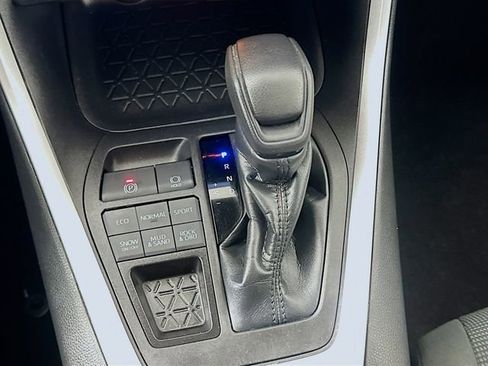 Used 2023 Toyota RAV4 LE image 24