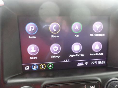 Used 2020 GMC Terrain SLE w/ Driver Convenience Package AWD/4WD image 11
