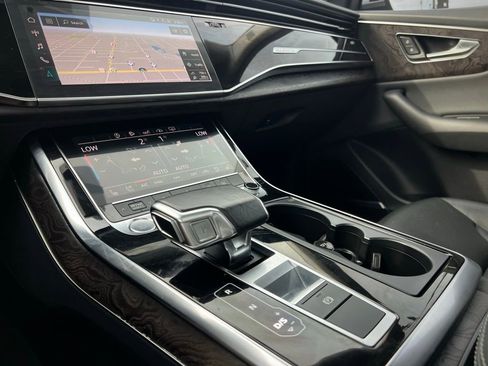 Used 2020 Audi Q8 Premium Plus w/ Premium Plus Package image 47