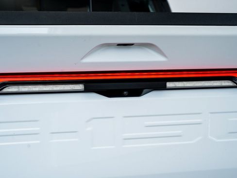 Used 2023 Ford F150 Lightning Platinum image 24