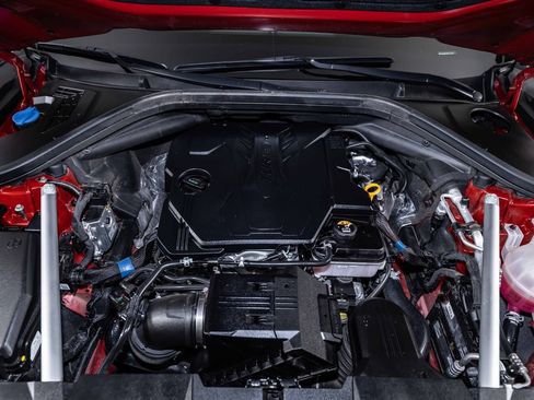 Used 2023 Genesis GV70 2.5T w/ Select Package image 32