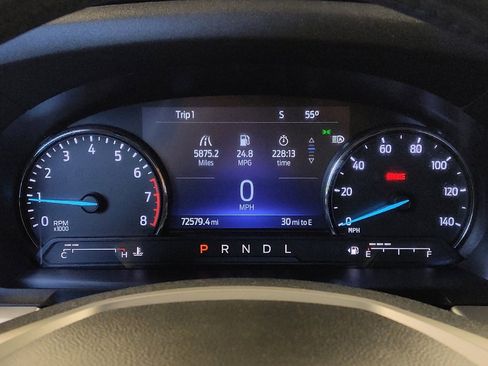 Used 2022 Ford Explorer XLT image 23