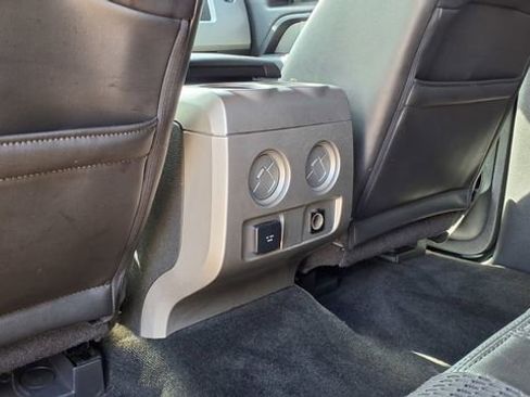 Used 2013 Ford F150 Raptor w/ Luxury Equipment Group image 19