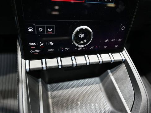 New 2026 GMC Terrain Elevation image 17