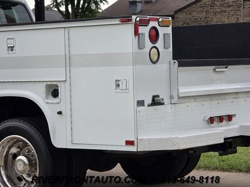 Used 2007 Ford F550 4x4 Super Cab Super Duty image 40
