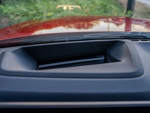 Used 2023 BMW 230i Coupe w/ M Sport Package image 10