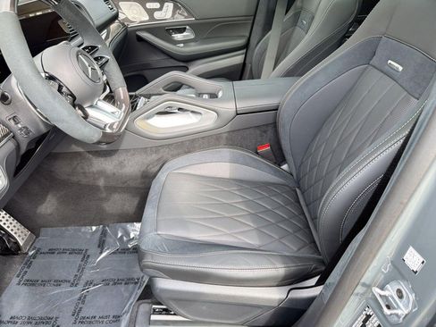 New 2026 Mercedes-Benz GLE 63 AMG S image 5