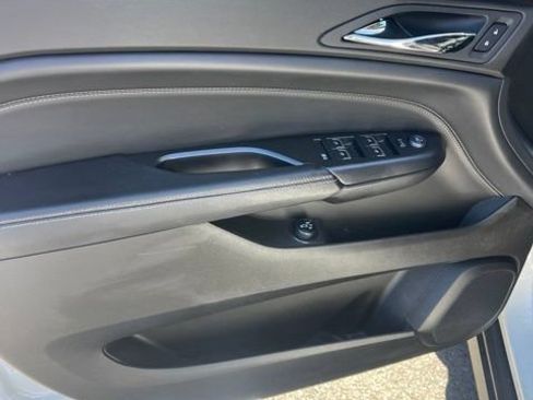 Used 2014 Cadillac SRX Luxury w/ Driver Awareness Package AWD/4WD image 6