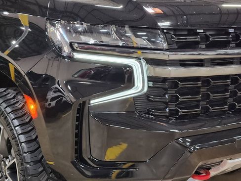 Used 2021 Chevrolet Tahoe Z71 AWD/4WD image 13