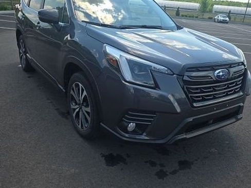 Certified 2023 Subaru Forester Limited AWD/4WD image 3