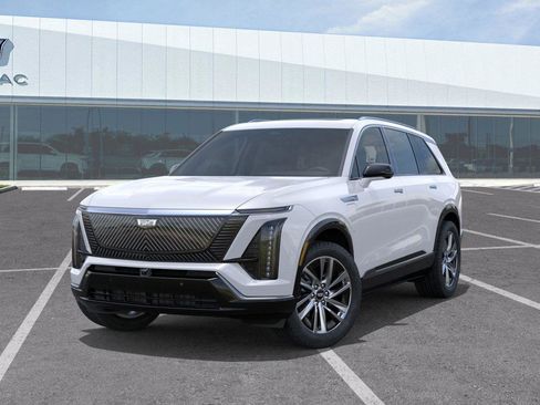 New 2026 Cadillac Vistiq Luxury w/ LPO, Floor Liner Package AWD/4WD image 7