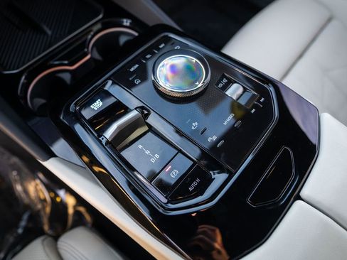 Used 2025 BMW i5 xDrive40 w/ M Sport Package image 20