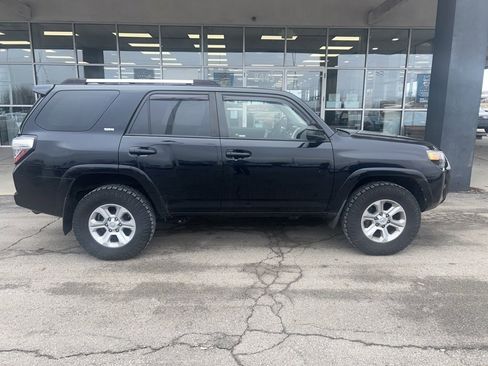 Used 2019 Toyota 4Runner SR5 image 6