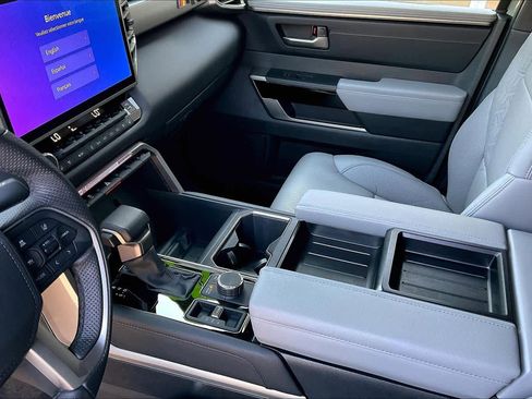 Used 2025 Toyota Tundra Limited image 16