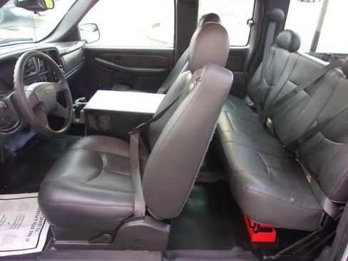 Used 2007 Chevrolet Silverado 1500 W/T w/ Light Duty Power Package image 14