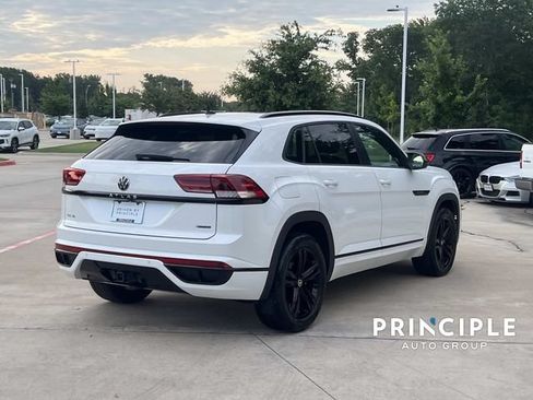 Used 2023 Volkswagen Atlas Cross Sport SEL R-Line AWD/4WD image 11