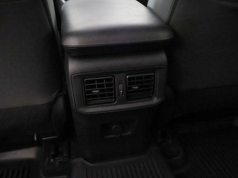 Used 2024 Toyota RAV4 LE image 40