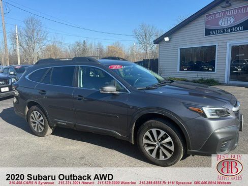 Used 2020 Subaru Outback Premium image 1