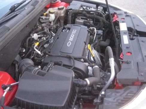 Used 2014 Chevrolet Cruze LS image 27