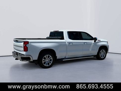 Used 2024 Chevrolet Silverado 1500 LTZ AWD/4WD image 3