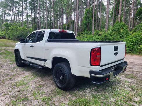Used 2017 Chevrolet Colorado W/T image 7